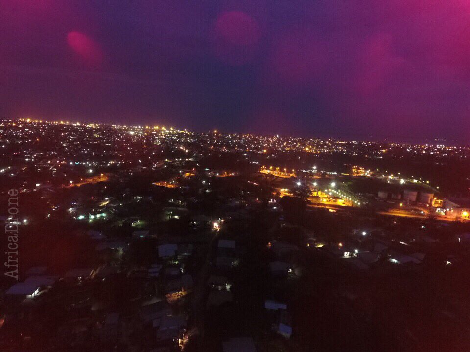africadrone123's tweet photo. Vue d'owendo la nuit. Une beauté !
#Gabon #AfricaDrone https://t.co/yrIUS6tud2