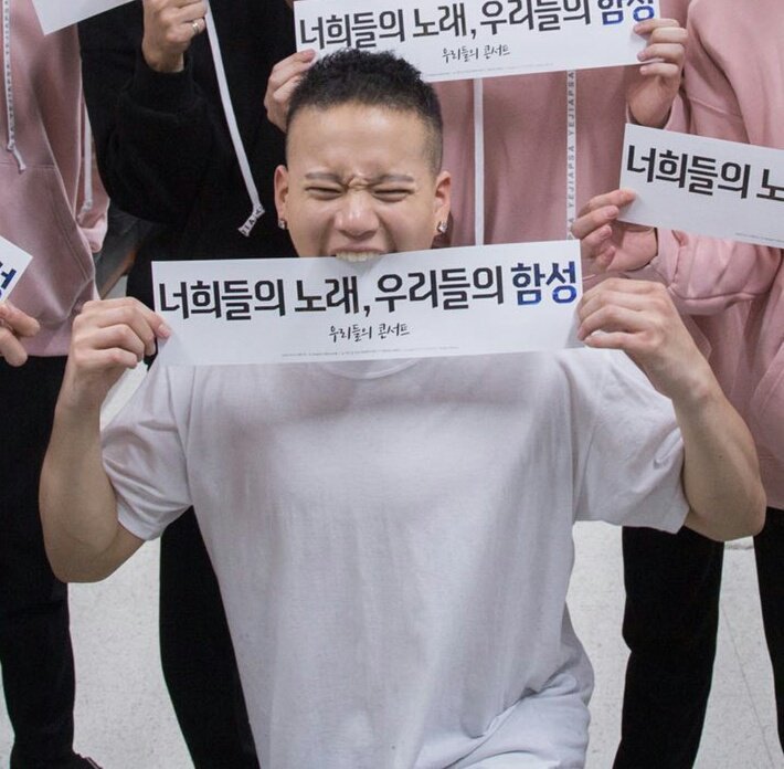 btob_useless's tweet photo. 프니엘은 이제 머리 셋팅도 할 수 있다. https://t.co/zSK1hJauKD