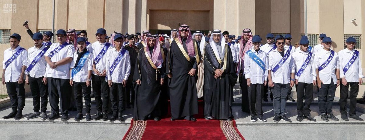 ALWESAMNEWS's tweet photo. #صحيفة_الوسام_الإلكترونية
أمير الحدود الشمالية يوصي الشباب بالإقبال على الأعمال المهنية والتقنية لأن طلب سوق الع... https://t.co/isY2NE7kI1