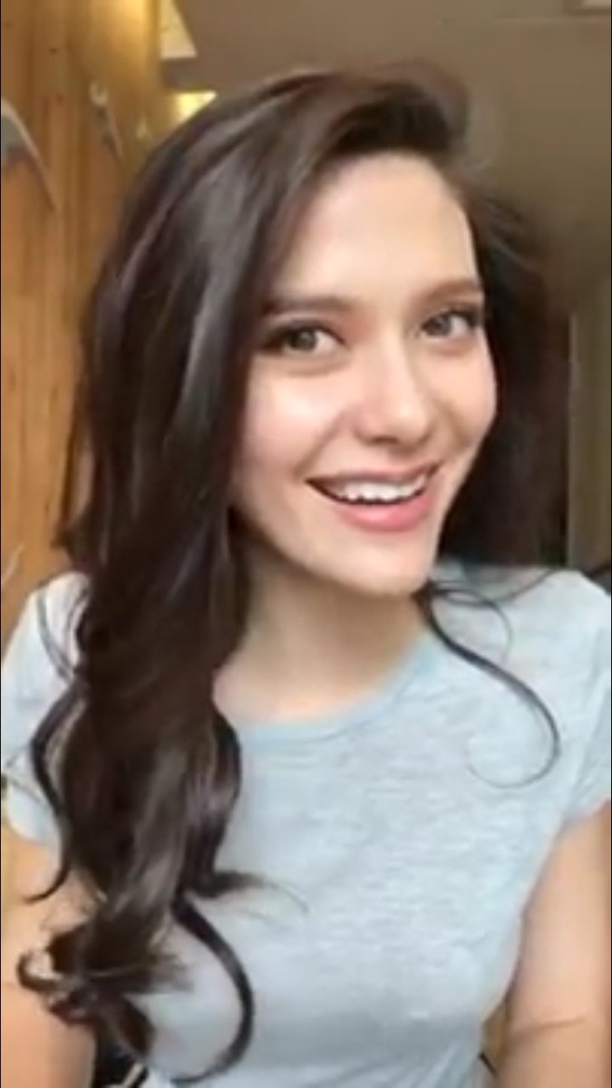 MARIETH53032447's tweet photo. มิสแองโกล่า You're my girl.😍 woww 555555 #marialynnehren #MissUniverse #Thailand #welcomebackhomemaria #ทีมบุ๋งบุ๋ง #สามี #ไก่สะท้อนแสง https://t.co/WeCC0AZu6r