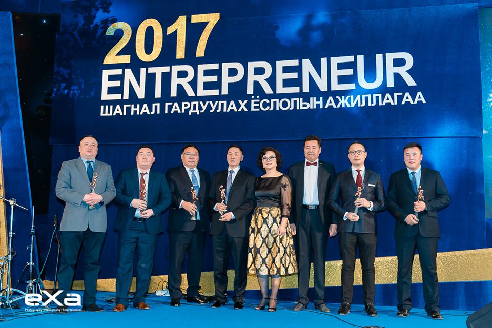 Mongolian National Chamber of Commerce and Industry held its annual "Entrepreneur" awards ceremony on 12/22/2017. Our company, Falke Ecology, was awarded for "Best Ecological Product Manufacturer". Thank you all for your support!
ikon.mn/n/16k6
facebook.com/pinojoymongoli…