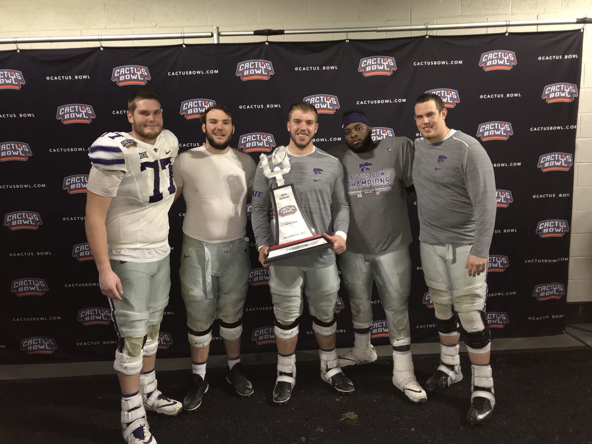 aholtorf79's tweet photo. Proud to be going home Cactus Bowl Champs! Love these boys! #EMAW https://t.co/lqXWFiWbX5