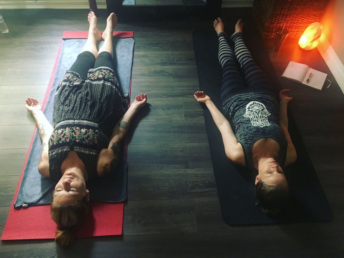 Hot26Yoga's tweet photo. How I feel after going back to work today 😴 Hope everyone had a fantastic holiday! Ready to tackle the remainder of 2017 😜

What do you guys think of New Year's Resolutions? Do you use it as motivation to reach your goals? Or do you prefer to set them throughout the year? https://t.co/obIiY3nKDO