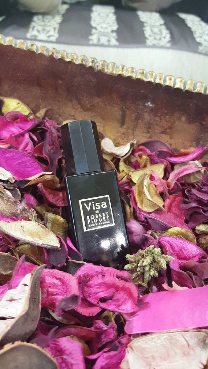 عطور نيش النادرة tweet media