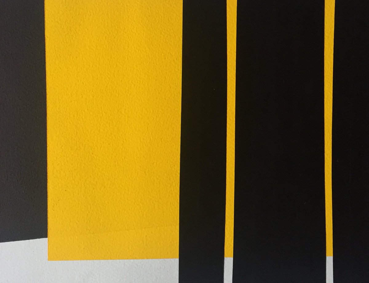 kbwoodnews's tweet photo. “division of space” #drawingaday #electricaltape #london #industrialcolour #colour #yellow #black #geometricspaces #urbanexplorer
.
#spacebetween
.
#dailypost D1031
#kbwoodnews
working with tape back onto collaboration #displaced work 2017 onsomersetpaper #studioexperiments https://t.co/hpi7aY5Iwl
