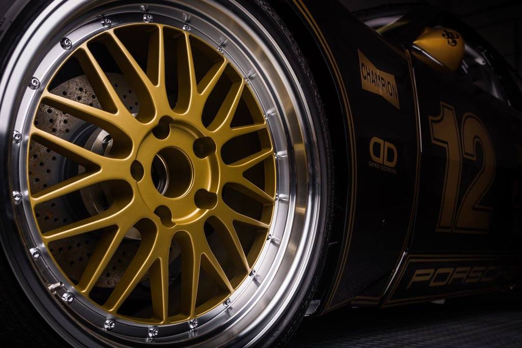 UniqueVehicles's tweet photo. #WheelsWednesday 
#GOLD https://t.co/mtUbFOwfI1