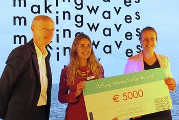 Rainaway_nl's tweet photo. Nieuwe pleinen in Tilburg en Amsterdam, nieuwe werknemers, spannende projecten en meer: lees nu over het jaar van Rain(a)Way! https://t.co/LX3AfzhEE0 #weinspire #wedesign #terugblik #dag2017 #hallo2018 https://t.co/7CO87ZSJCr