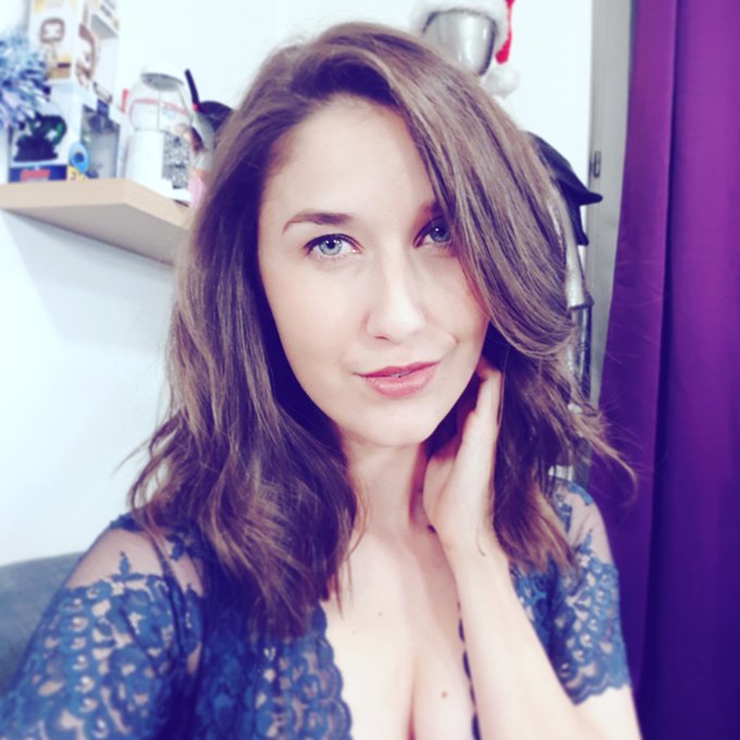 Hello la team comment &ccedil;a va vous? 😘😘 https://t.co/OIXEzj8NuF