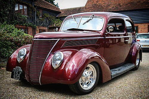 dwreckinit's tweet photo. Reposting @car_assylum:
Ford 1937 Slantback π
Csnt ever forget the classics π
.
.
.
.
.
.
#cars #ford #slantback #1937 #uk #lease #hotrod https://t.co/MiRkP2ZWTq