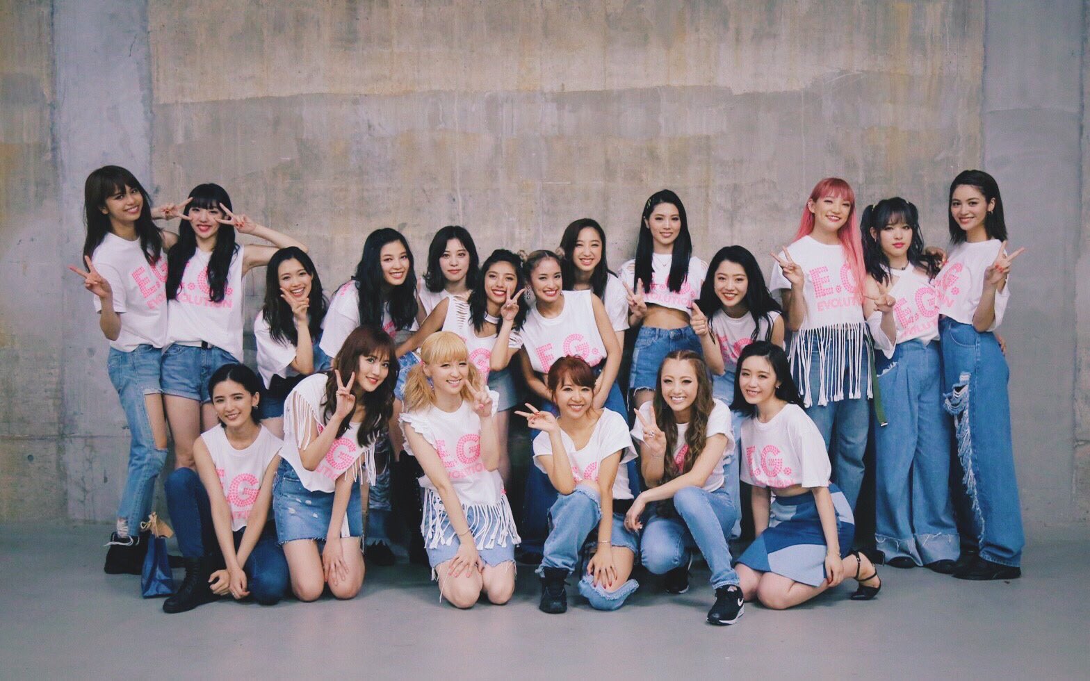 小松 由紀 12 28 E Girls 6th Anniversary 初期メンバーの頃から新体制になった今も パフォーマンスのすごさは変わらない どんな形になってもずっと応援するし いつまでもだいすき T Co E6ty2tdpv5 Twitter