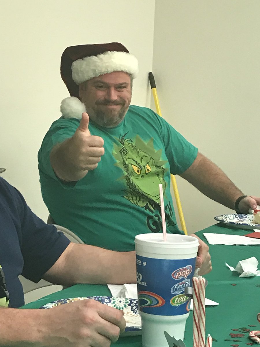 AtownCOMPASS's tweet photo. Merry Christmas from COMPASS https://t.co/4f3RpGW2ly