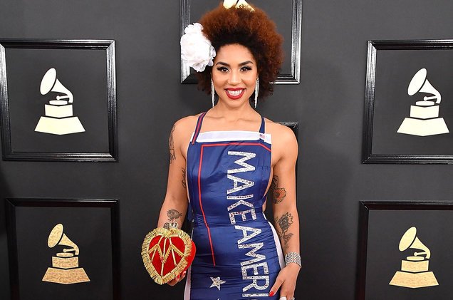 DSD-Pn5X0AAs6vN.jpg:large