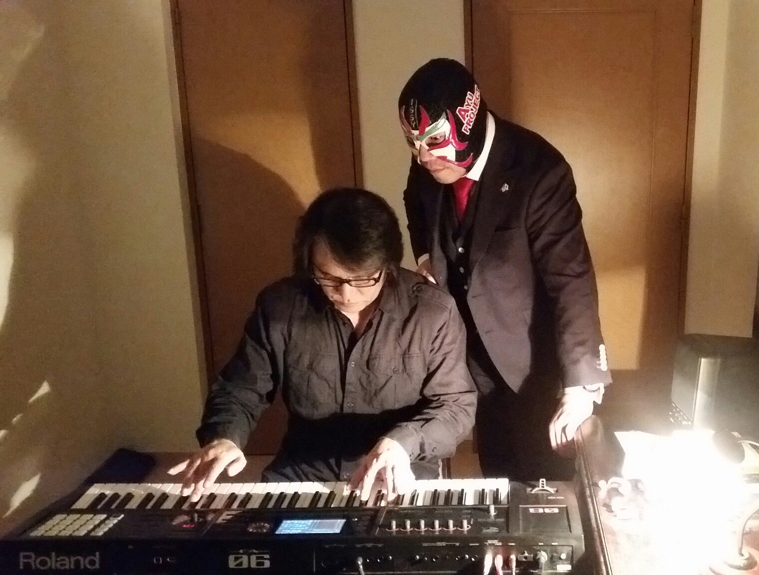 ザ グレート サスケ The Great Sasuke 佐村河内守さん作曲ってご存知 宇宙大戦争リング上で発表しましたが 佐村河内守さん作曲の私の新入場テーマ曲が完成しました その名も Resurrection 映画 Fake 衝撃のラストシーン同様 佐村河内守さん