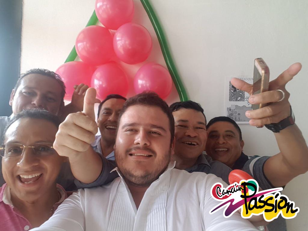 Así somos alegres y con actitud positiva #EquipoPassion #Tours #Aventura 😀