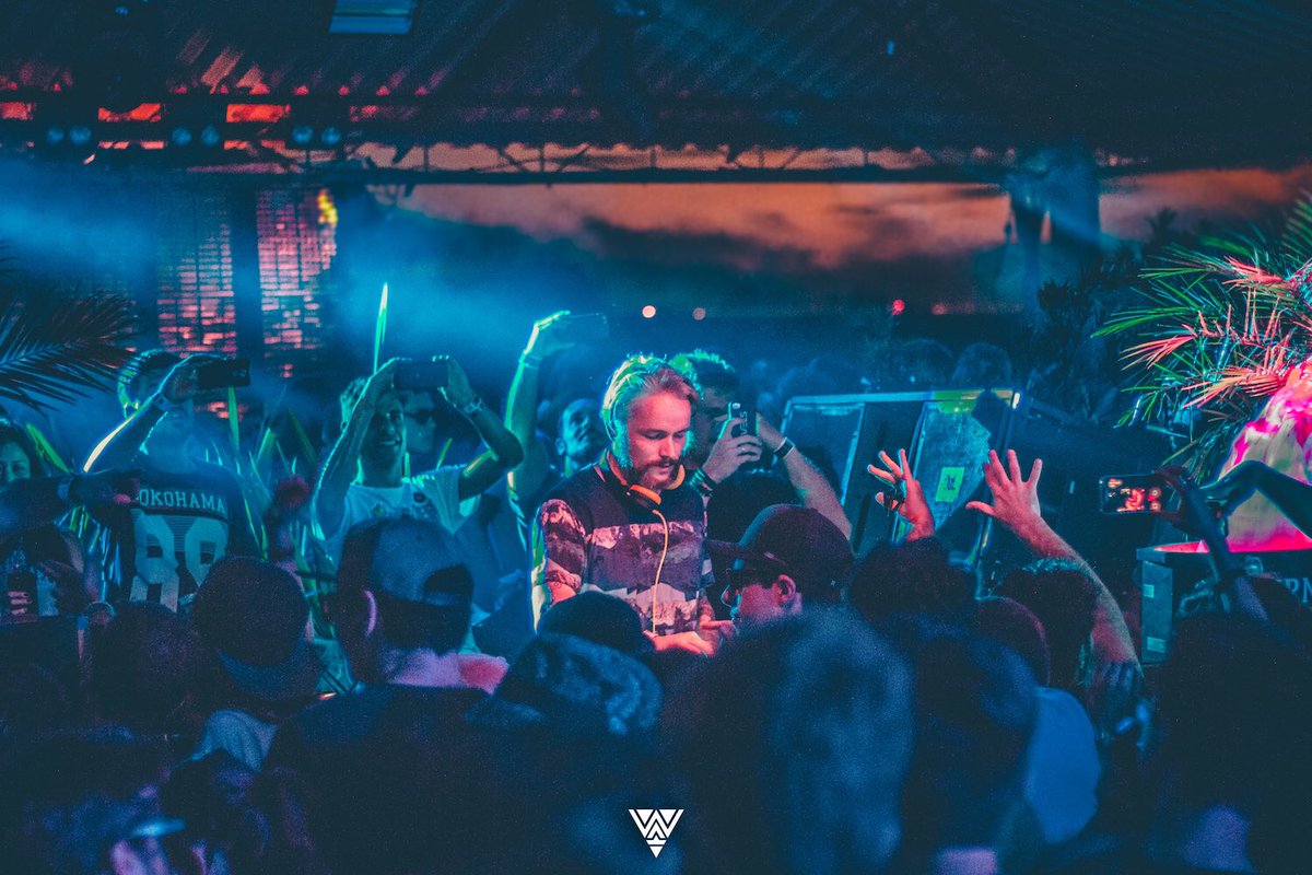 Marco Resmann (@marcoresmann) on Twitter photo Thank YOU for your support in 2017! My last shows of the year 29.12. Hypnos Hall Istanbul + NYE <a href="/Watergate_Club/">Watergate Berlin</a> Berlin 🎊 Thank YOU for your support in 2017! My last shows of the year 29.12. Hypnos Hall Istanbul + NYE <a href="/Watergate_Club/">Watergate Berlin</a> Berlin 🎊