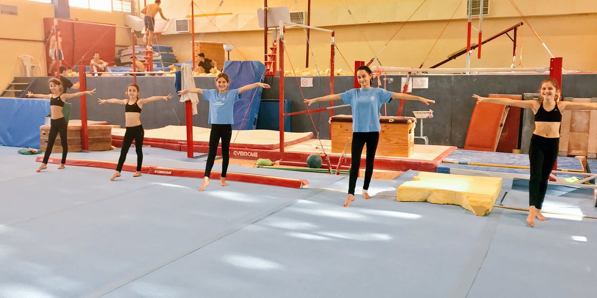 LARARM86's tweet photo. “Entrenamiento Navideño de Gimnasia Artística GSD Las Suertes.Todo esfuerzo tiene su recompensa “@GSDcdeportivo @andresclavero80 https://t.co/W5GPJ7fJRM