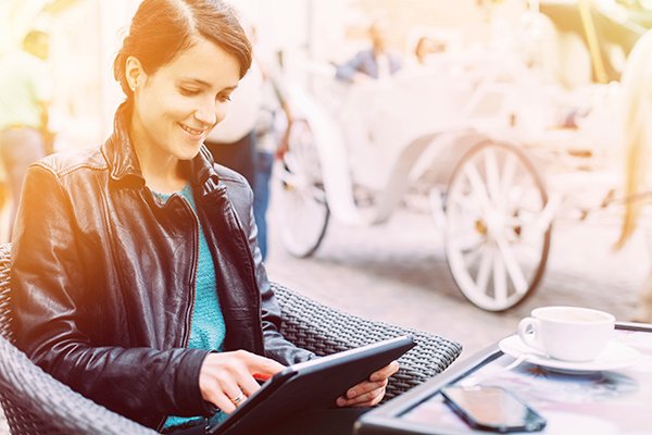 Media_Focus_CH's tweet photo. eCommerce advertising pressure November: 171.6 Mio.  

#eCommerceTrend
https://t.co/vrVOGh7ExY https://t.co/3nUw3Pjpex