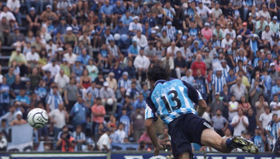 EspeRacinguista's tweet photo. "El paso a paso se terminó".

Un d��a como hoy, #Racing se consagraba campeón🏆 tras 35 años de sequía. ¡Muchas gracias toda la vida! https://t.co/b7Ay5JC4fa