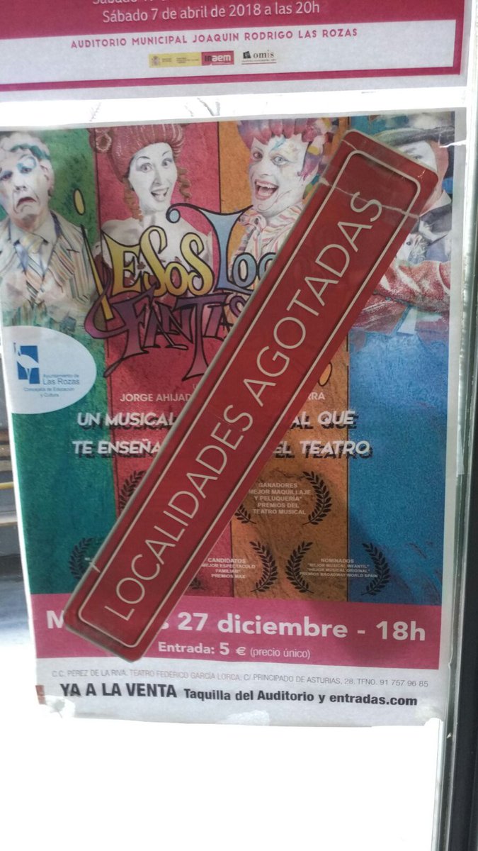 Guionycuentanue's tweet photo. Estamos felices de poder anunciar que hoy no quedan entradas para "Esos locos fantasmas" EL TELÓN NUNCA CAERÁ!!!! https://t.co/bFF9Mgo9Ig
