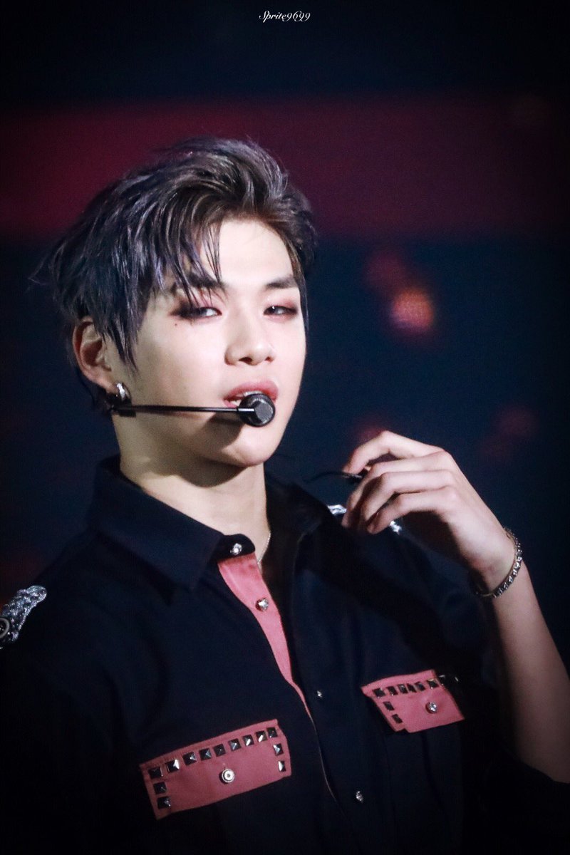sprite_9699's tweet photo. 171223 Busan Fancon HQ
#강다니엘 #워너원 #kangdaniel #wannaone https://t.co/6Kc0buRl1k