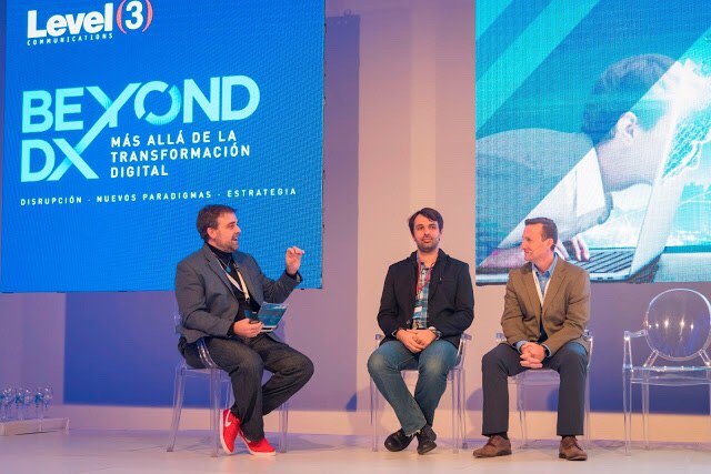 AlecSocial's tweet photo. RT @SchmitzOscar: #EncuentroCoach Beyond DX: Inteligencia Artificial #ForoLevel3 #Argentina 2017 @Level3_Latam @Globant @IBMWatson https://t.co/xYphhaZ4yE
#digitaltransformation #business #cio #ceo #digitalbusiness #robot #robotics #innovation #technolo… https://t.co/JxA3C3W4QL
