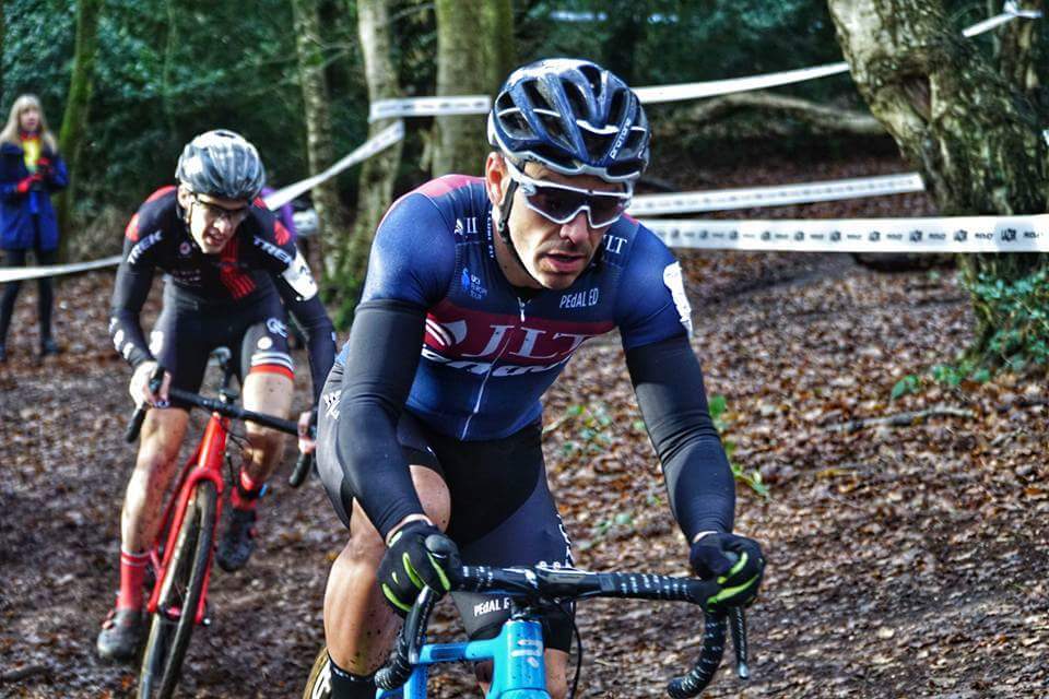 RenvaleRT's tweet photo. Rich and Hollie blew out the cobwebs on boxing day with 1st and  2nd at the 64th running of Coventrys Boxing day cx race. 💪🖒 The rest of the team were...er...carbo loading 🍗🍰🍺🍷🍸 https://t.co/X5wIt4I2Ls