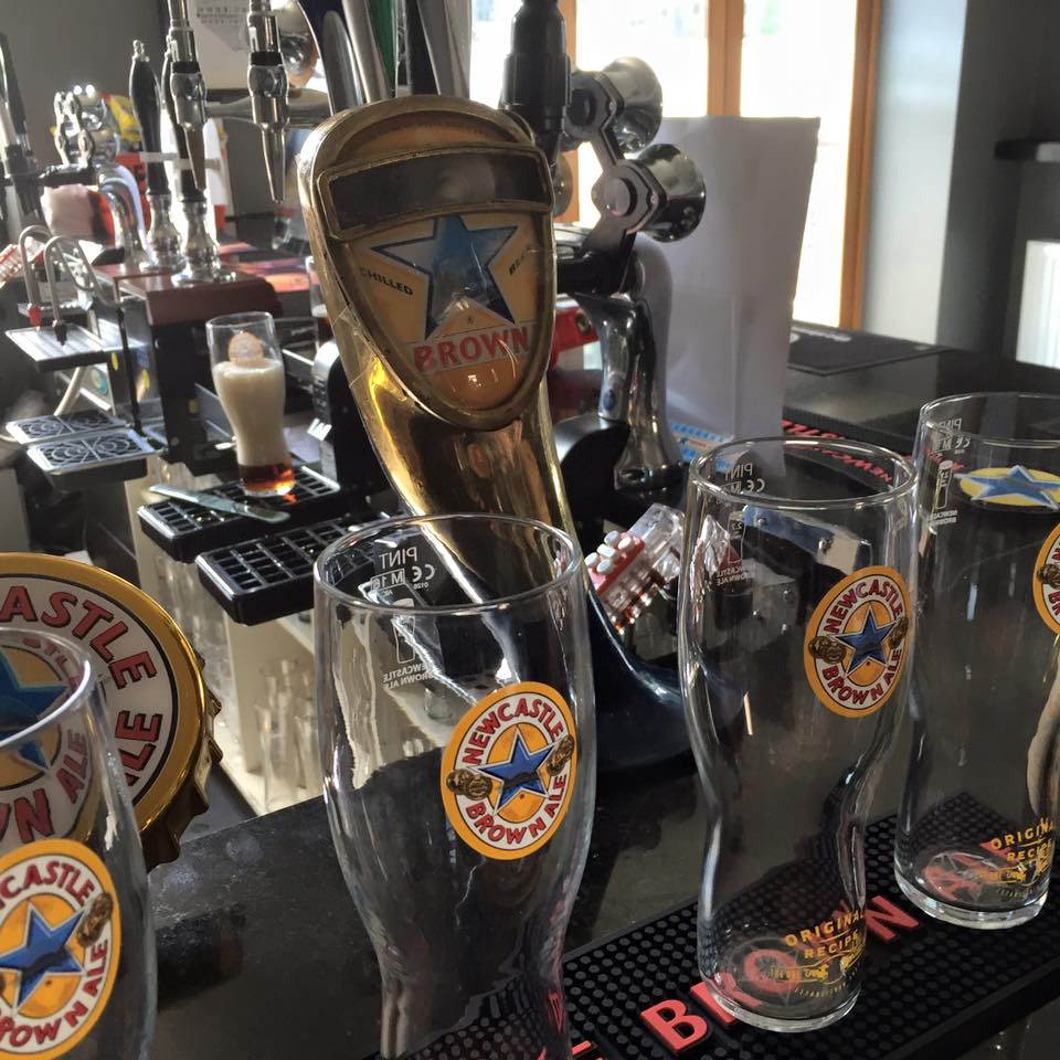 Happy TOON Birthday to former players Duncan Ferguson and Mark Stimson as well as former manager Joe Kinnear 