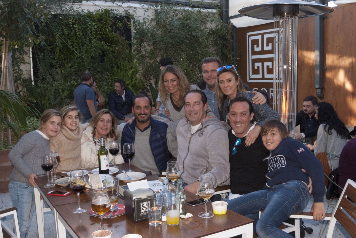 Agora_83's tweet photo. ¡Ambientazo el que tuvimos el pasado 24 de Diciembre!
No pudo estar más arropado Ágora 83 víspera de la Navidad. https://t.co/yfJPoRC7gt