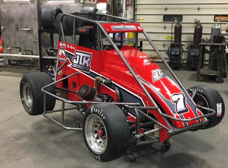 Putting the final touches on <a href="/DaveDarland/">Dave Darland Racing</a> ride for the <a href="/Rumbleseries/">Rumbleseries</a> this weekend.
