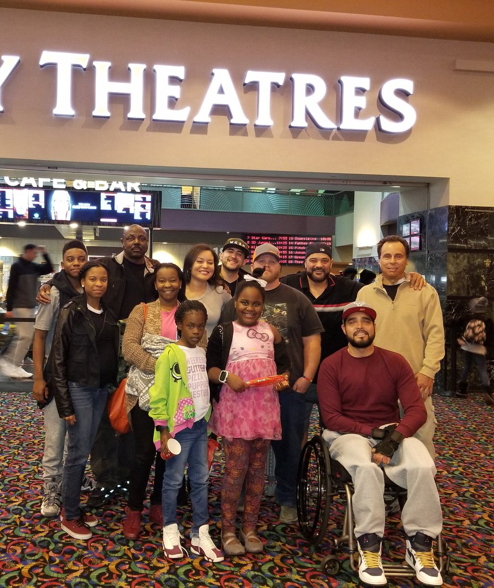 MSABnonprofit's tweet photo. Great time at the movies with our family!!! 😍 Thank you to the donors that made this possible for us!!! ❤ #TheSurvivorSquad #Family #MyScarsAreBeautiful #Warriors #MoreThanConquerors https://t.co/zjQCngmpHK