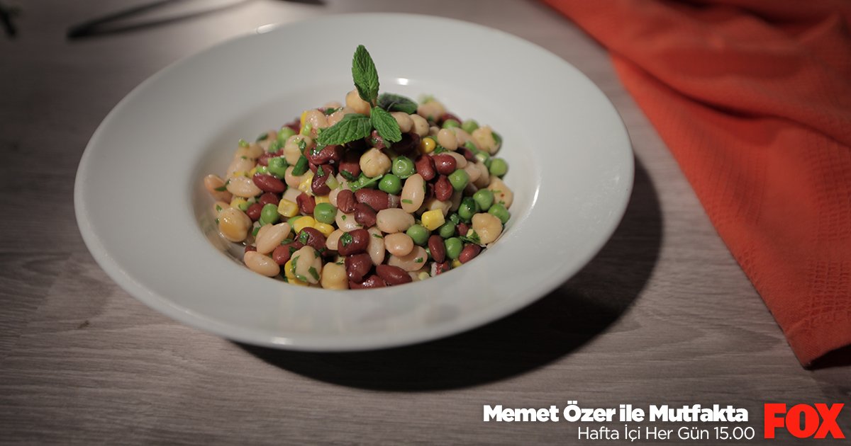 MozerMutfakta's tweet photo. Hafif, doyurucu ve sağlıklı! Tahıl salatası tarifimiz denemeye değer. #memetözerilemutfakta https://t.co/ZOTlBly8m8 https://t.co/PNqNj2ZMap