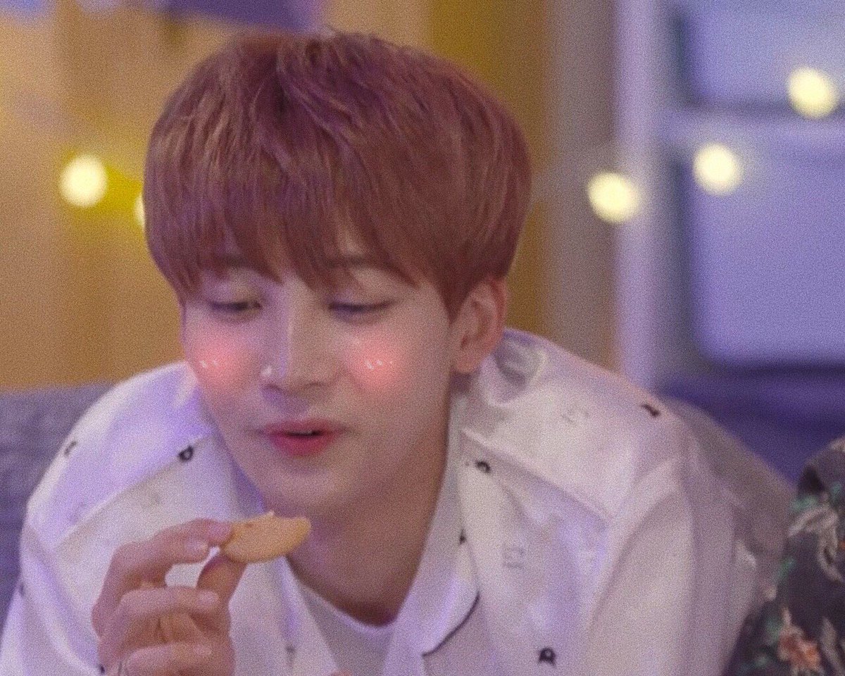 svtsoftbot's tweet photo. #jeonghan ➵ #정한 ♡༉·₊˚ https://t.co/vA5kCjbmWK