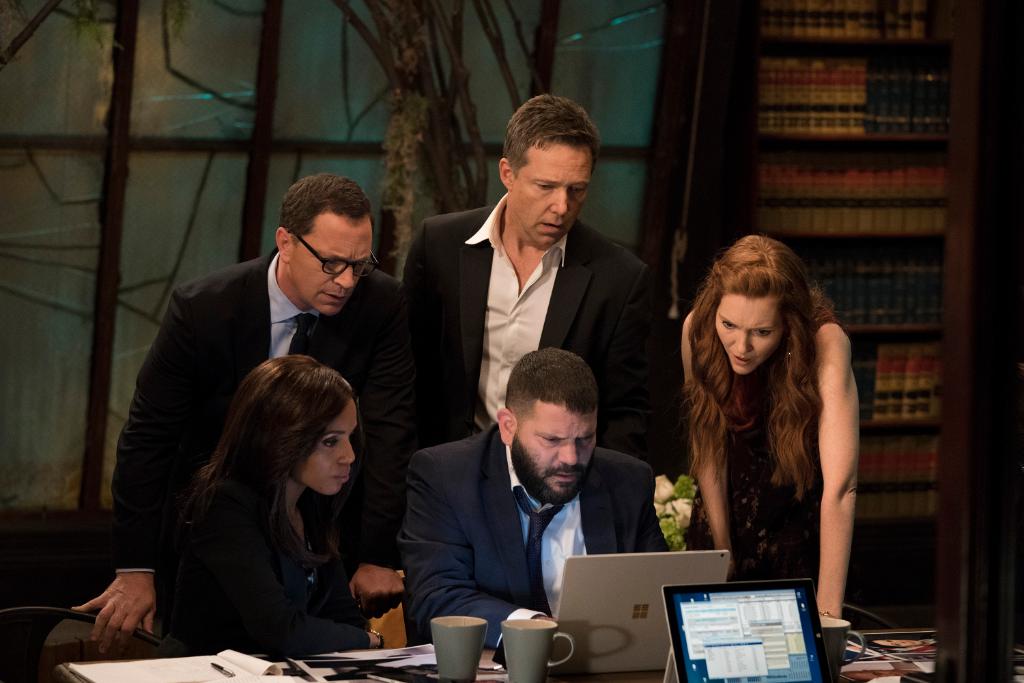 ScandalABC's tweet photo. When your bestie starts dating someone new and the squad has to investigate https://t.co/Nwm2RTtynm