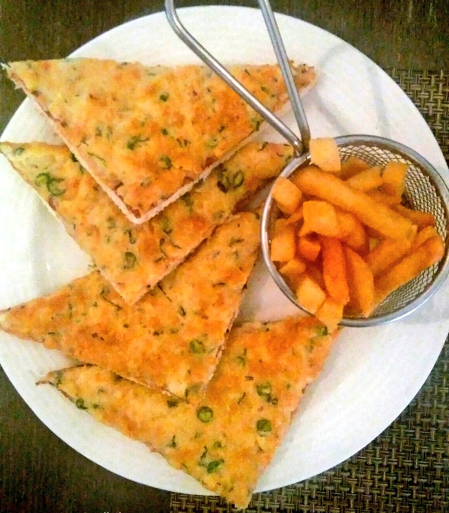 fitfoodiemegha's tweet photo. #Meeting at @TheLalitGroup #Jaipur Warm Staff, excellent hospitality and Delish food. Tried the #CheeseChilliToast! #yumm #blogger #travelblogger https://t.co/7JObFSJ3au