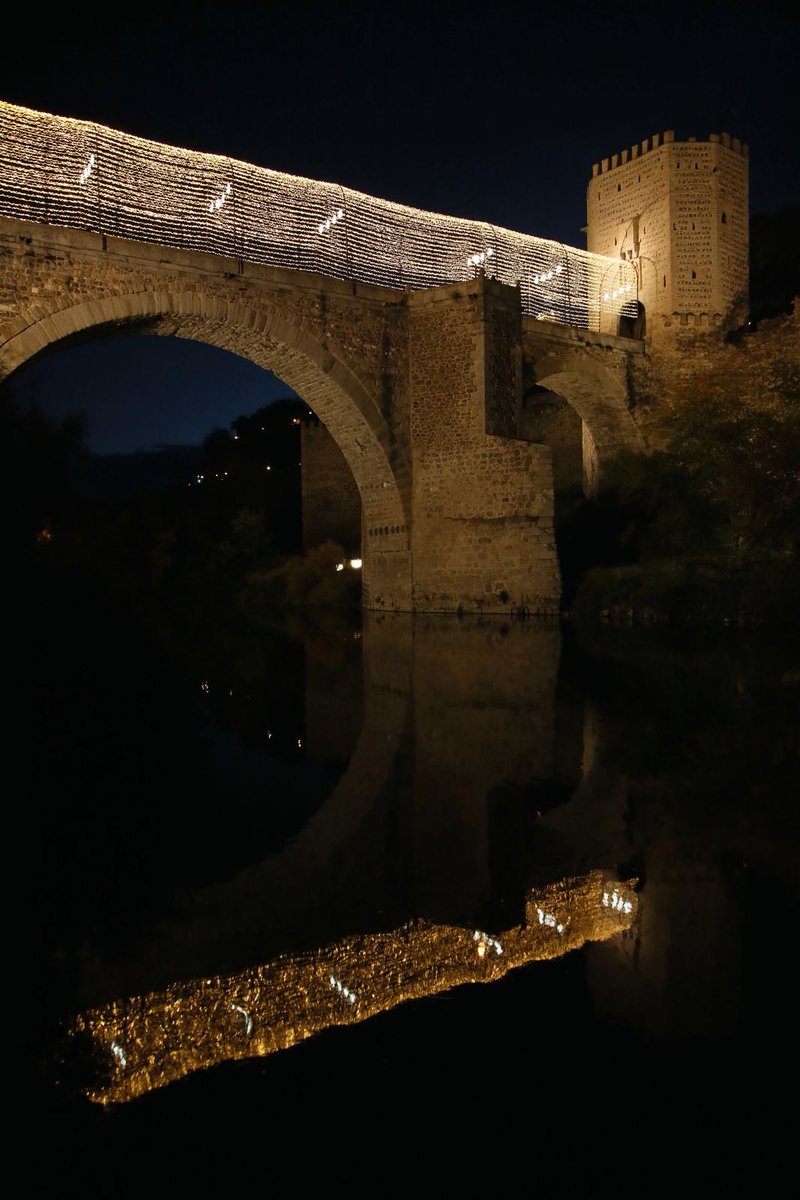 ¡La Navidad continúa en Toledo con un amplio programa de actividades!

Quedan todavía días importantes: toledo.es…/programa-de-actos-navidad-2017-18.pdf

🌟🌟Aprovecha también a pasear por sus calles para ver la fabulosa iluminación navideña. ¡Te sorprenderá! 🌟🌟