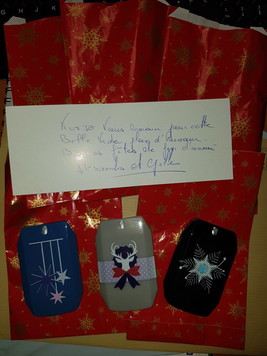b_gilda's tweet photo. Toute l'équipe de Thiers remercie @Kutjo_clean  pour le petit colis reçu ce matin ! 
#onkutjotise @DenisSalmon https://t.co/e3AUyUegBY