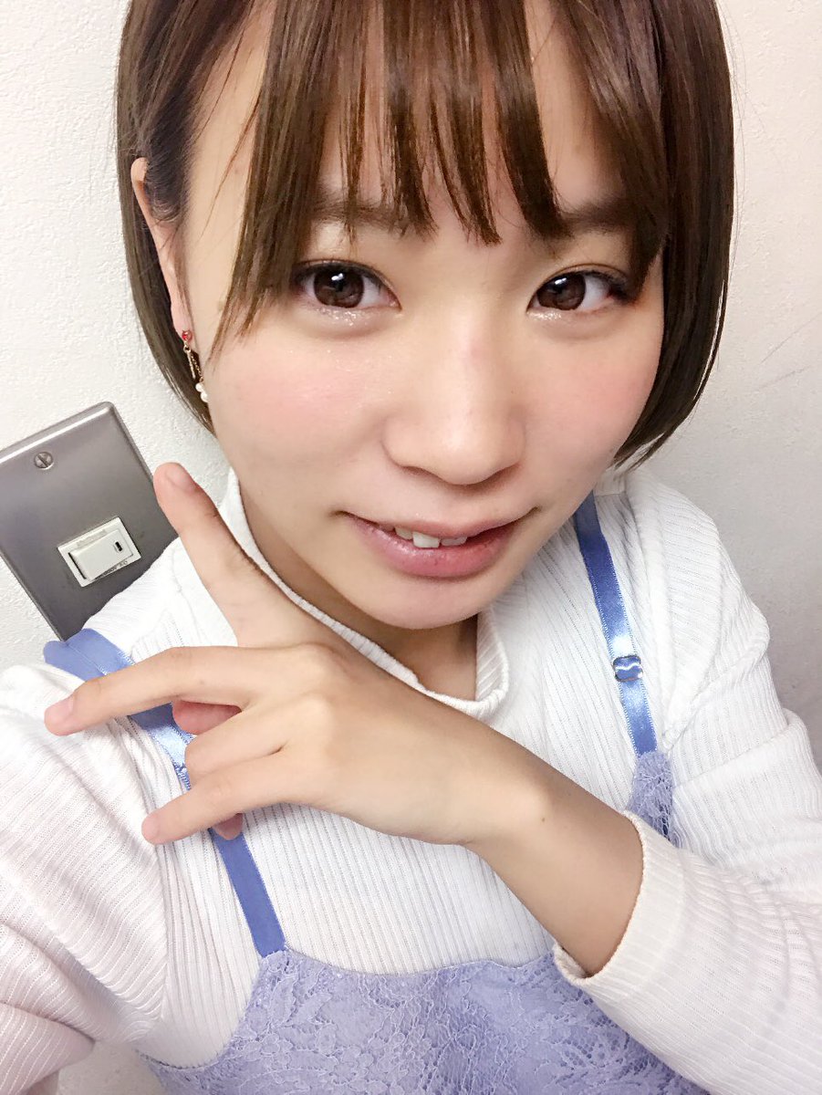モモコグミカンパニー V Twitter アイナからもらったピアス つけてとったつもりが全然写ってない ミッキーのかわいいやあつ モモコグミカンパニー V Twitter アイナからもらったピアス つけてとったつもりが全然写ってない ミッキーのかわいいやあつ