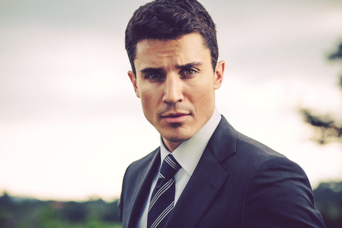 AlexGonzalez_CF's tweet photo. #VivirSinPermiso, próximamente en @telecincoes https://t.co/l0eFA137Td