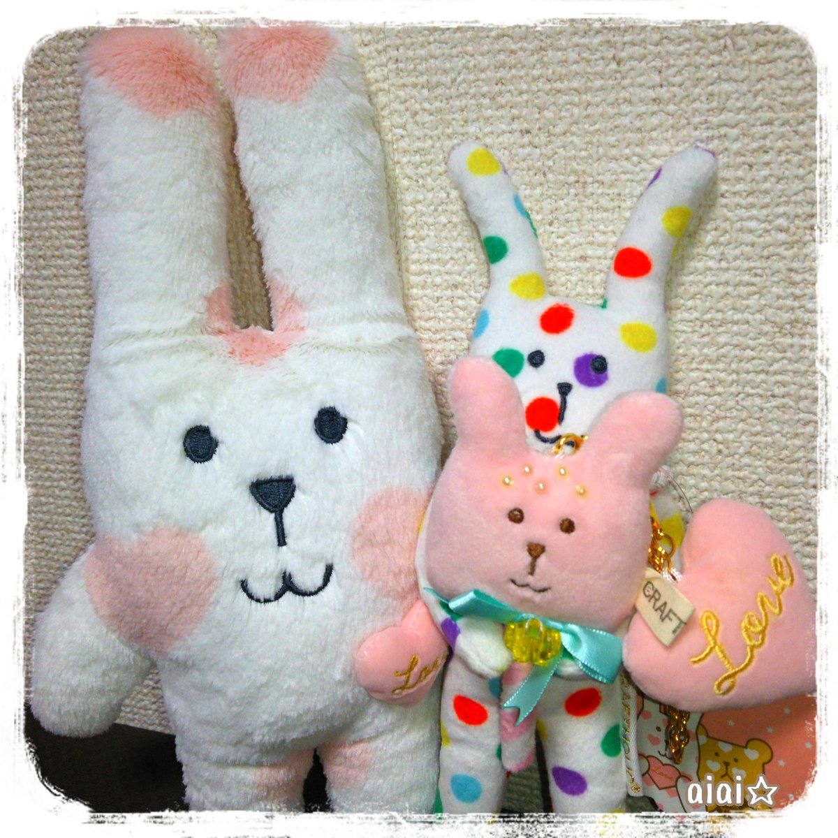 aiai__star's tweet photo. 悩みに悩んで。。。
今日はほっぺのハートがかわいいコドモSSラブちゃんと
キャンディチャームのラブちゃん♡
このチャーム可愛すぎっ♡
次はSラブちゃんを。。。
(≧▽≦)♡
#クラフトホリック
#CRAFTHOLIC
#SWEETCRAFT https://t.co/I67bDECFew