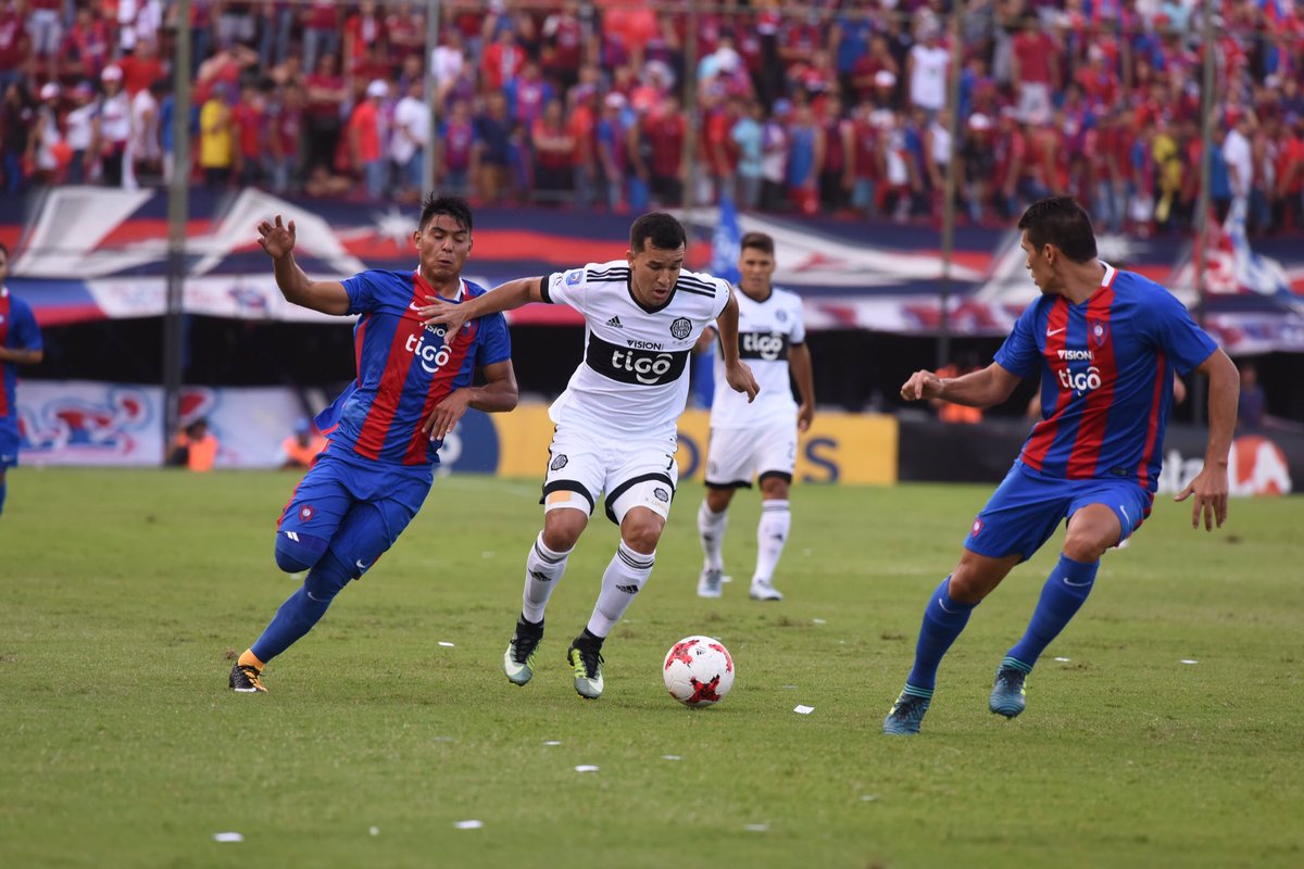 trecepy's tweet photo. #AHORA Ayer se presentó el anteproyecto de la supercopa Paraguay 🏆🏆 Todo el deporte en #LUTPy con @JorgeSaucedoPy 👏 https://t.co/q9uOCjcjGn