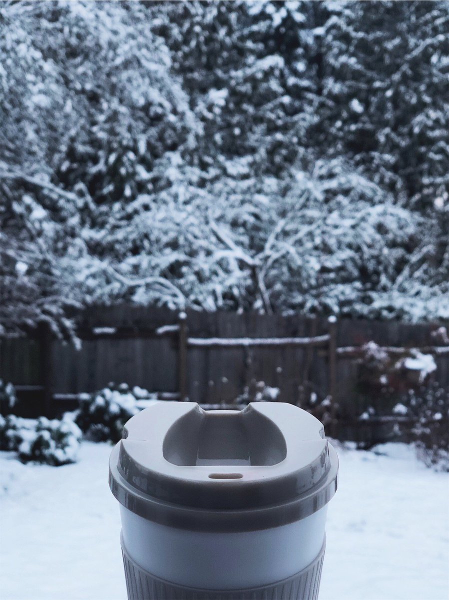 Ruumi Cup will keep your beverage warm even on the coldest winter days.