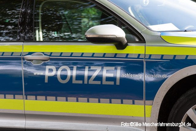 #Ahrensburg #Polizei : #Raub und #Einbruch in Ahrensburg/Zeugen gesucht bit.ly/2BYTMfL