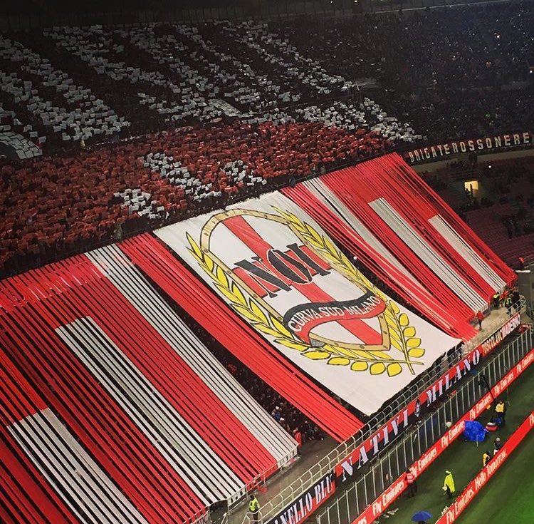 MilanPosts's tweet photo. FORZA MILAN https://t.co/mOo8kghqHp