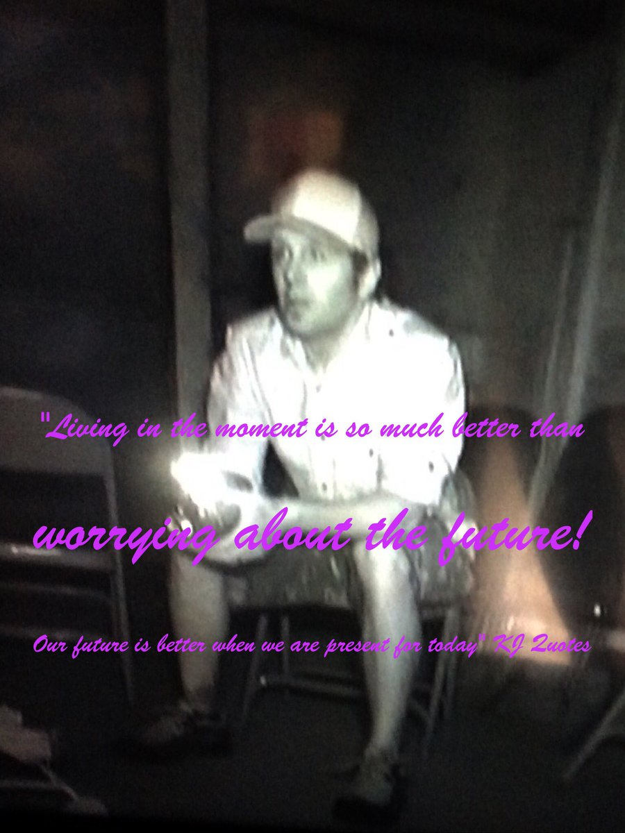 KJQuotes1's tweet photo. Donβt worry so much about the future, keep living in the NOW and enjoy each moment. All good things will be there in the future! π« #TheFutureIsBright #Believe #NeverGiveUp #WedWisdom #DPariAndTheSpaceman https://t.co/xdK7WpznTI