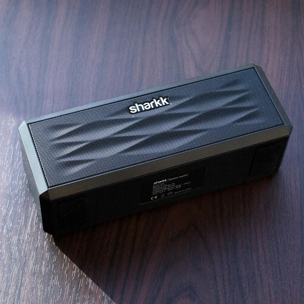 ShopSharkk's tweet image. The SHARKK Boombox 🎼
Sleek design with a crisp sound.
Click the link in the bio to see all of our SHARKK speakers and headphones. ✌🏼 ift.tt/2Ccm03t