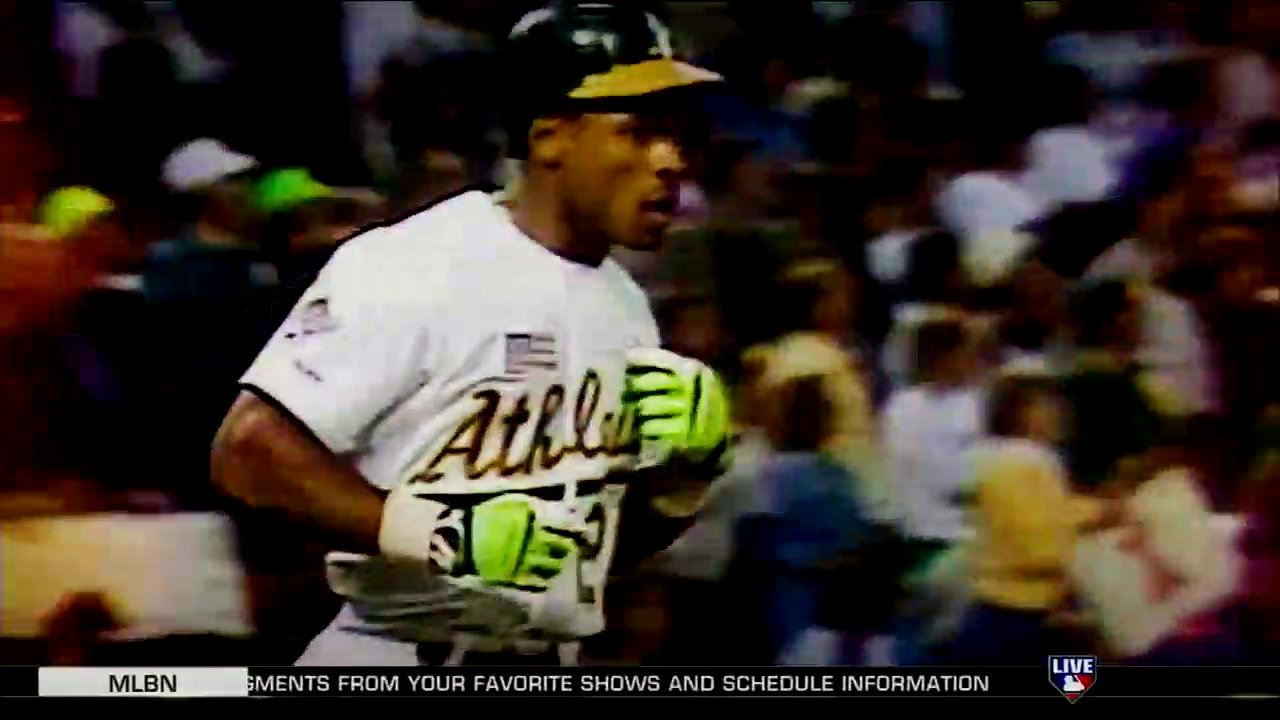 Happy belated birthday to the one and only Rickey Henderson. 