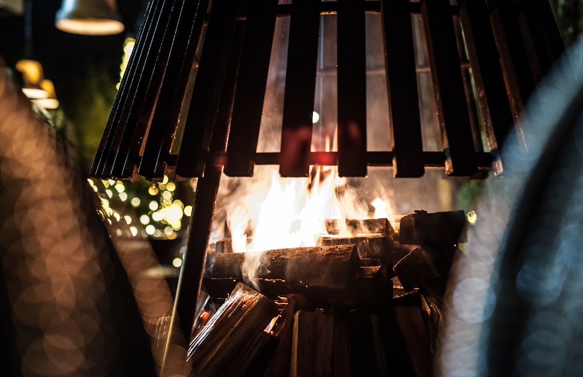 Wat vind jij van de grote Hooihuis vuren? #restaurant #hooihuis