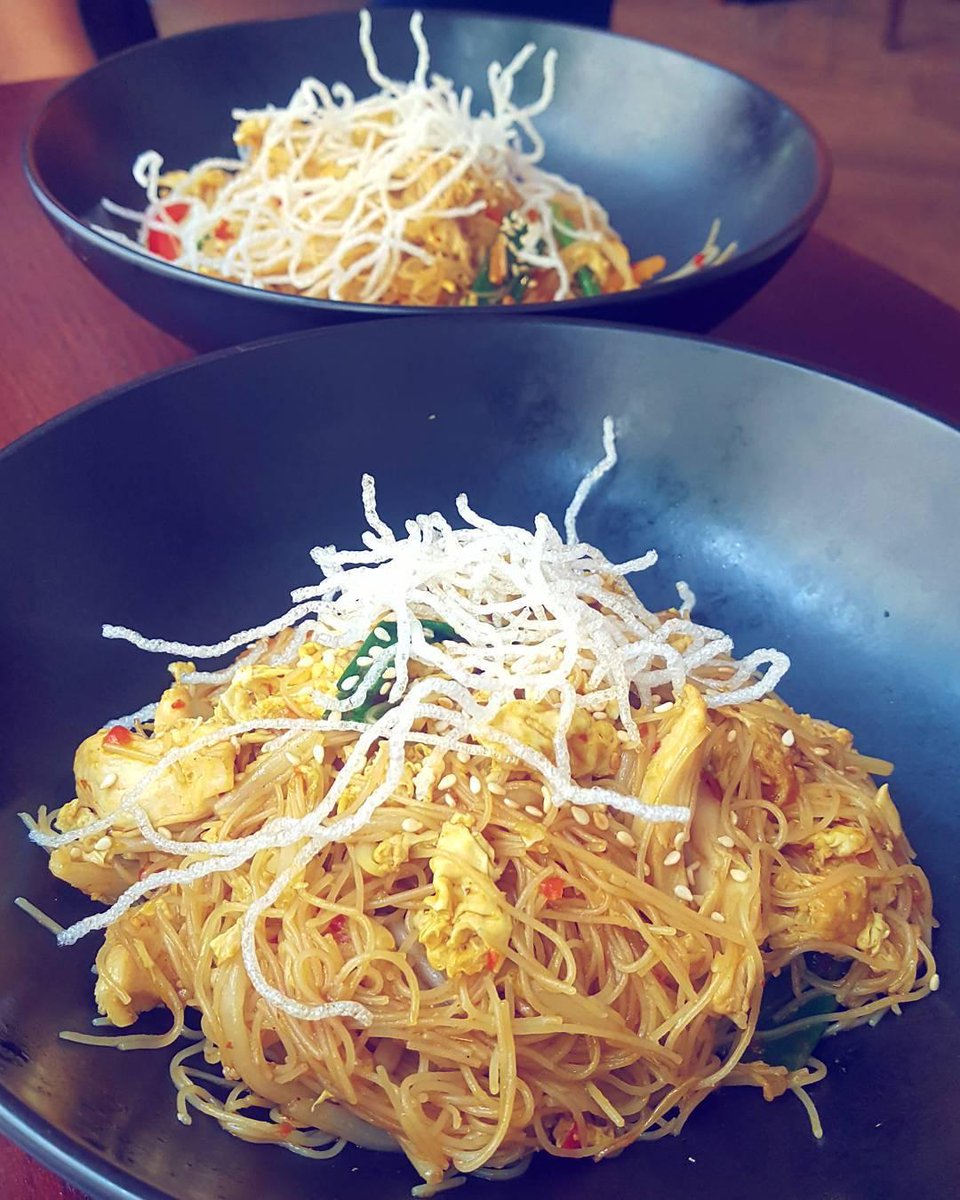 Everyone needs a break from cooking after Christmas! 
Head to Siamais and let us take care of the food 🍜  😋   

Check out our menu here goo.gl/6zu1pv

📸   @sheetal_89