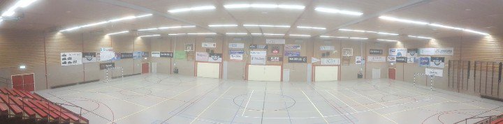 De zaal ligt er schitterend bij, met dank aan de vrijwilligers binnen onze club