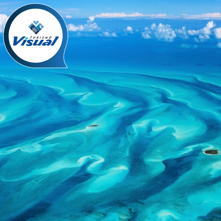 visualturismo's tweet photo. É difícil diferenciar o céu do mar nas ilhas das #Bahamas. Paisagens paradisíacas como esta podem estar no seu próximo roteiro de viagem com a #VisualTurismo. https://t.co/JKZk312AXF